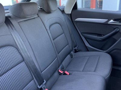 Audi Q3 20 TDI Phase 2 ultra 150 cv Ambiante   - 13