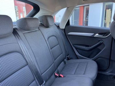 Audi Q3 20 TDI Phase 2 ultra 150 cv Ambiante   - 14