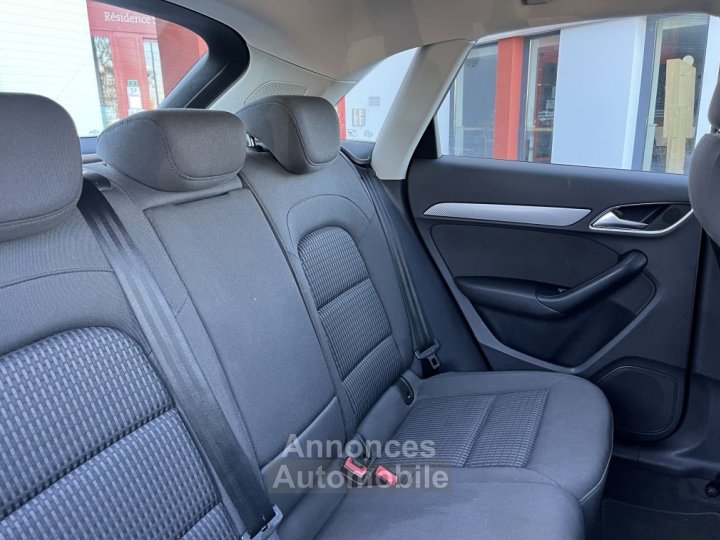 Audi Q3 20 TDI Phase 2 ultra 150 cv Ambiante - 14