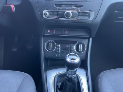 Audi Q3 20 TDI Phase 2 ultra 150 cv Ambiante   - 20