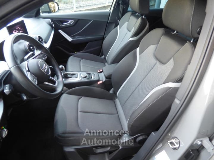 Audi Q2 30 TDI 116 S tronic 7 Sport - 7