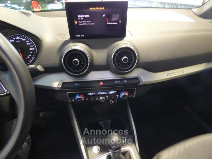 Audi Q2 30 TDI 116 S tronic 7 Sport - 14