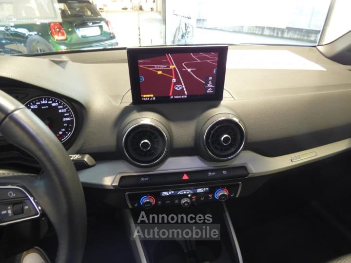 Audi Q2 30 TDI 116 S tronic 7 Sport - 15