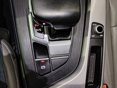 Audi A4 V 14 TFSI 150ch Design Luxe S tronic 7   - 22