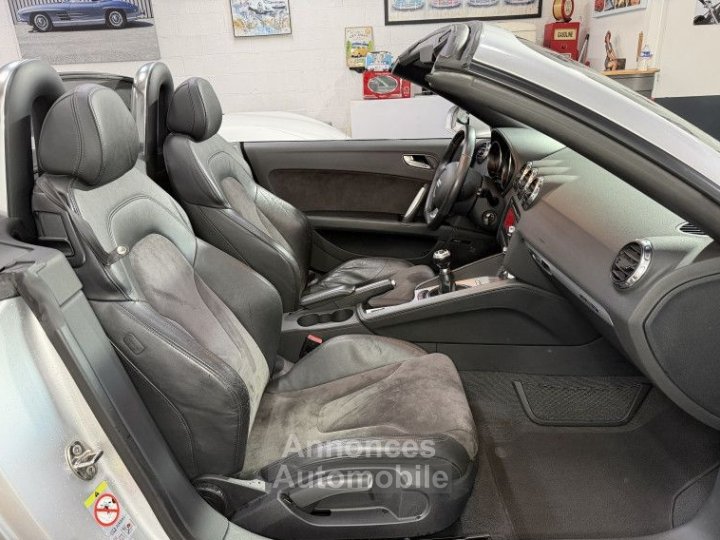 Audi TT Roadster 32 V6 250CH QUATTRO - 9