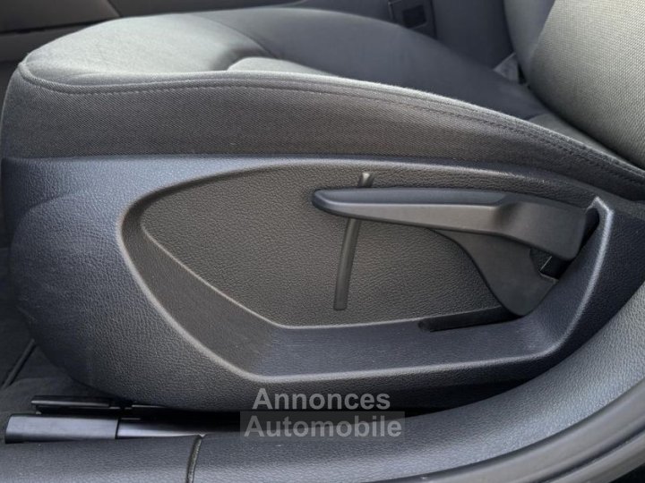 Audi A3 Sportback III Phase 2 16 TDI 110 BUSINESS LINE S tronic 7 - 8