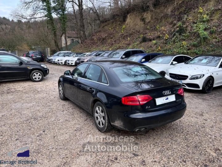 Audi A4 20 TDi 143cv Ambiente - 3