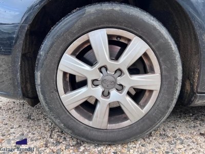 Audi A4 20 TDi 143cv Ambiente   - 16