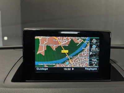 Audi Q3 20 TDI Ultra 150 ch Midnight Series   - 22