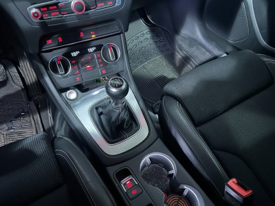 Audi Q3 20 TDI Ultra 150 ch Midnight Series   - 27