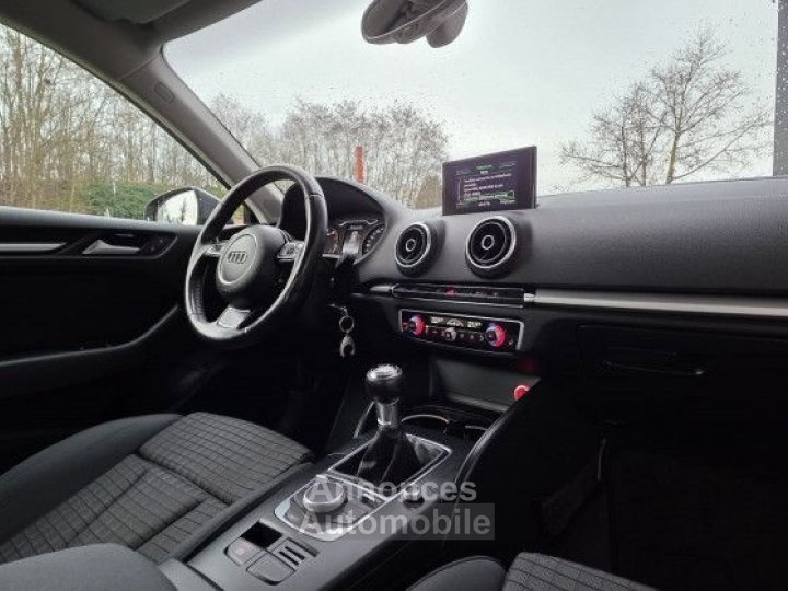Audi A3 12 TFSI 110CH AMBITION - 12