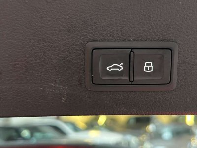 Audi Q2 35 TDI 150 S tronic 7 Quattro Business line   - 24