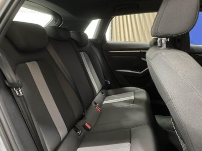 Audi A3 Sportback 30 TFSI 110 CH S-Tronic 7 Design - 18