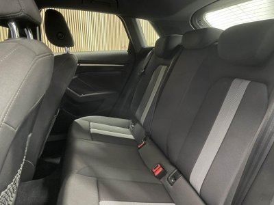 Audi A3 Sportback 30 TFSI 110 CH S-Tronic 7 Design - 19