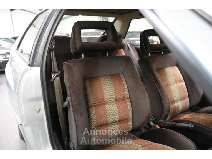 Audi Quattro UR 21 TURBO 200 - 34