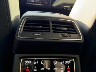 Audi e-tron SPORTBACK QUATTRO 408 SLINE - 16