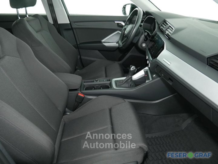 Audi Q3 45 TFSI e S tronic SmartphoneI,Sportsitze,PDC - 4