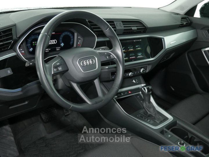 Audi Q3 45 TFSI e S tronic SmartphoneI,Sportsitze,PDC - 5