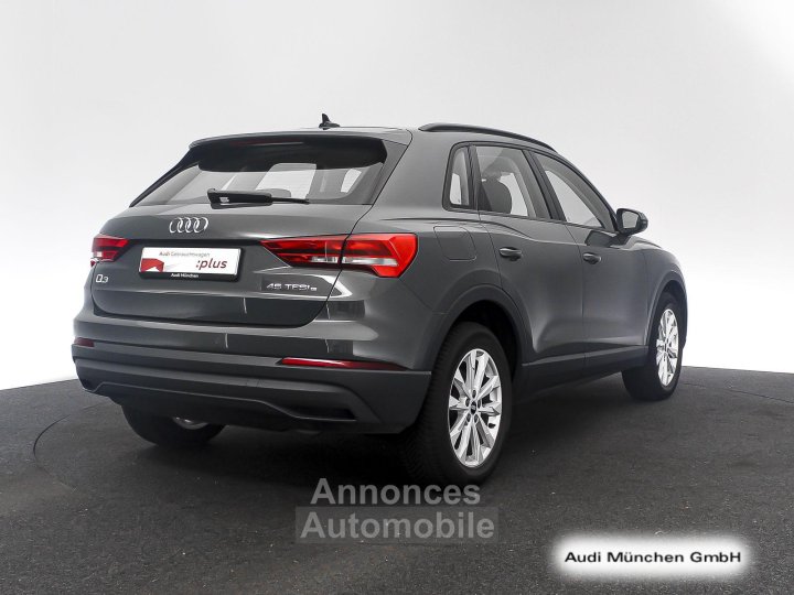 Audi Q3 45 TFSI e S tronic Navi%2B/PDC%2B - 4