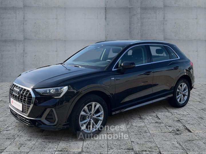 Audi Q3 45 TFSI e - 1