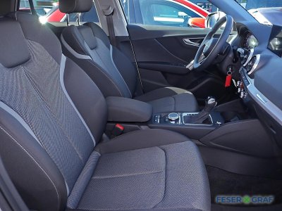 Audi Q2 35 TFSI S tronic S Line Ext Pano,Kamera,Navi   - 3
