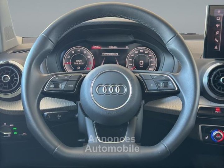 Audi Q2 35TFSI S tronic *LED*SHZ*Klima*VC* - 11
