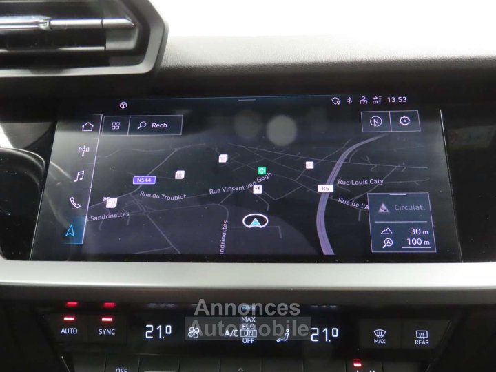 Audi A3 30TFSI Sedan Stronic - 13