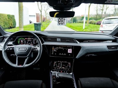 Audi e-tron 55 Sportback Quattro S-line   - 15