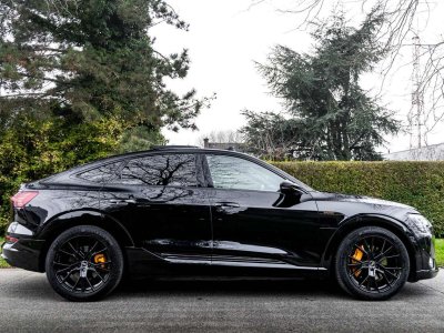 Audi e-tron 55 Sportback Quattro S-line   - 18