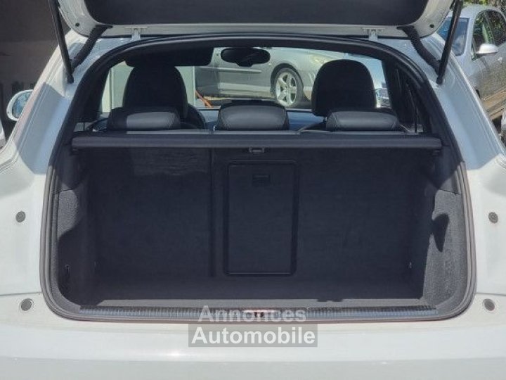 Audi RS Q3 25 TFSI 310CH QUATTRO S TRONIC 7 - 20