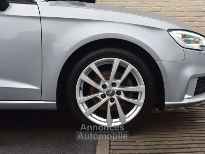 Audi A3 30 TFSI Carplay PDC Xenon Trekhaak -Garantie - 19