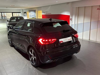 Audi A1 Sportback 30 TFSI 116 ch S tronic 7 S Line - 4