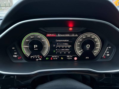 Audi Q3 Sportback 45 TFSIe  245 ch S tronic 6 S line   - 16