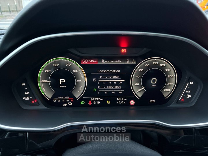 Audi Q3 Sportback 45 TFSIe  245 ch S tronic 6 S line - 16