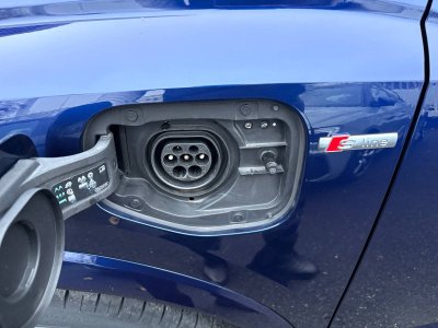 Audi Q3 Sportback 45 TFSIe  245 ch S tronic 6 S line   - 32