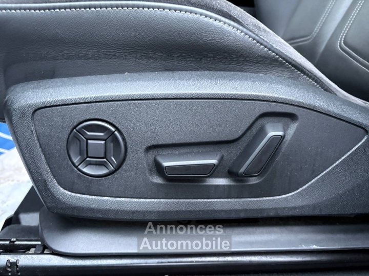 Audi Q3 Sportback 45 TFSIe  245 ch S tronic 6 S line - 33