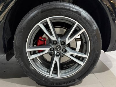 Audi Q5 55 TFSIe 367 S tronic 7 Quattro S line - 32