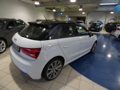 Audi A1 Sportback 14 TFSI 122 ch Admired-S line S tronic   - 3