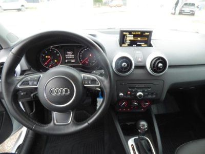 Audi A1 Sportback 14 TFSI 122 ch Admired-S line S tronic   - 9