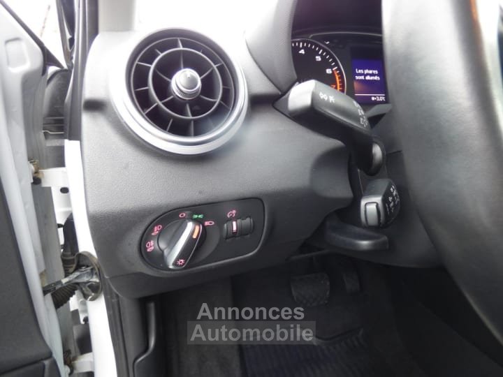 Audi A1 Sportback 14 TFSI 122 ch Admired-S line S tronic - 13