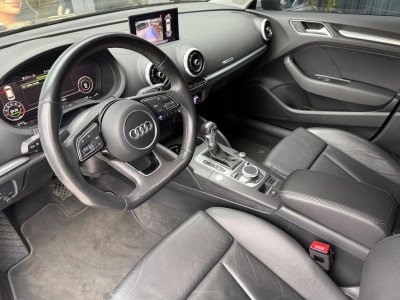 Audi A3 Sportback 15 tfsi 150ch design lux s-tronic 2eme main cockpit   - 3