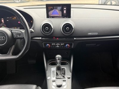 Audi A3 Sportback 15 tfsi 150ch design lux s-tronic 2eme main cockpit   - 4