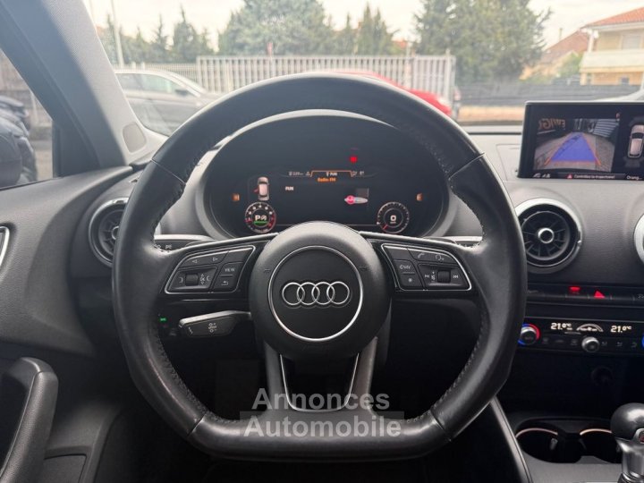 Audi A3 Sportback 15 tfsi 150ch design lux s-tronic 2eme main cockpit - 10