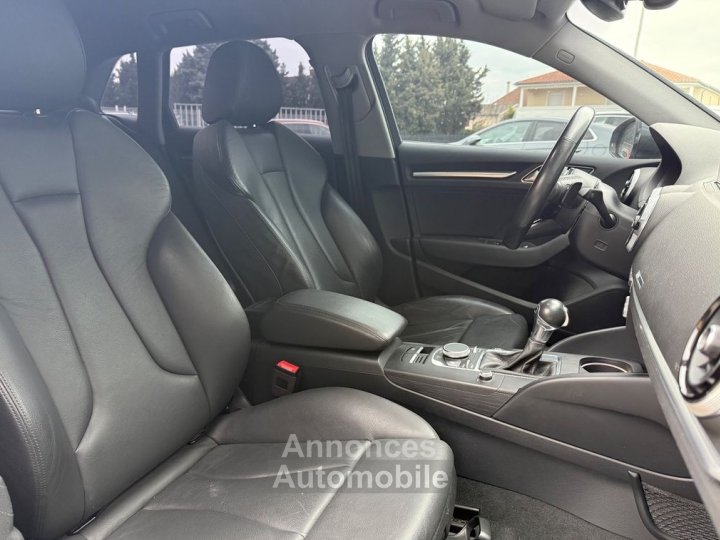 Audi A3 Sportback 15 tfsi 150ch design lux s-tronic 2eme main cockpit - 13