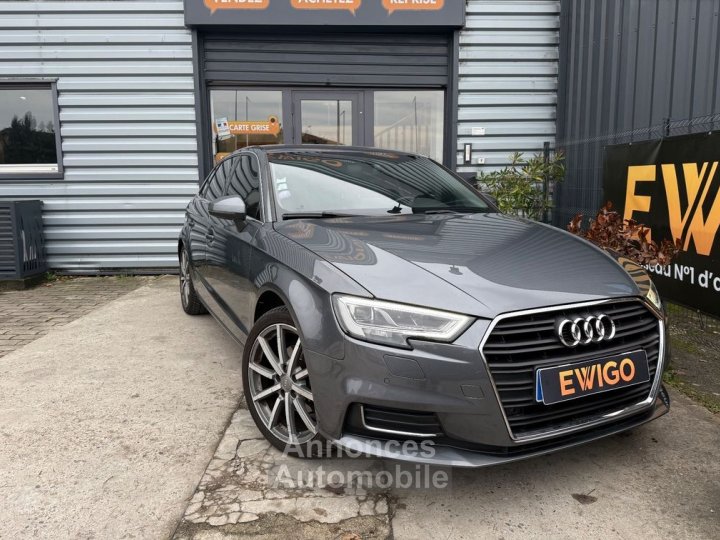 Audi A3 Sportback 15 tfsi 150ch design lux s-tronic 2eme main cockpit - 26