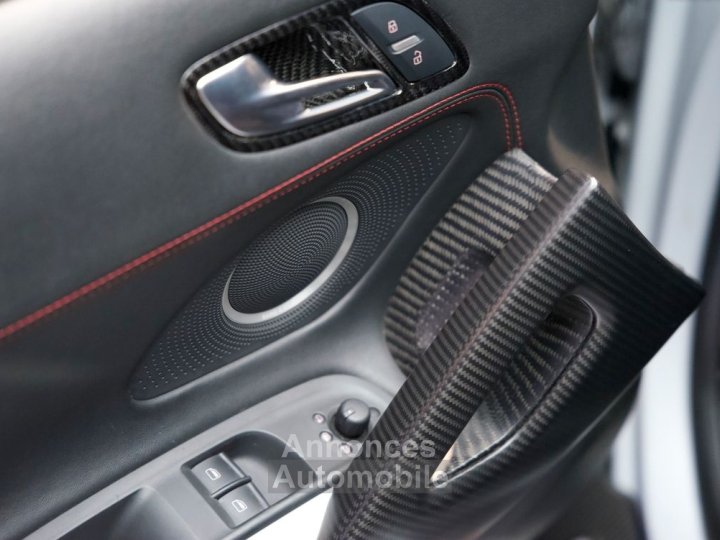 Audi R8 GT Coup&eacute; V10 52 560cv | Gris Suzuka Mat Pack course Freins c&eacute;ramiques B&O &Agrave; partir de 1970-mois - 8