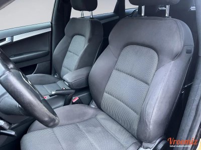 Audi A3 16 TDI 105 AMBITION   - 12