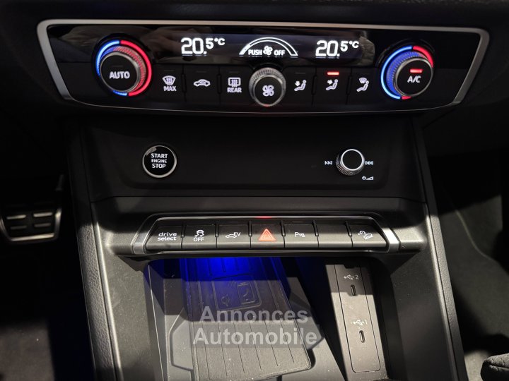 Audi Q3 Sportback 45 TFSIe  245 ch S tronic 6 S line - 17