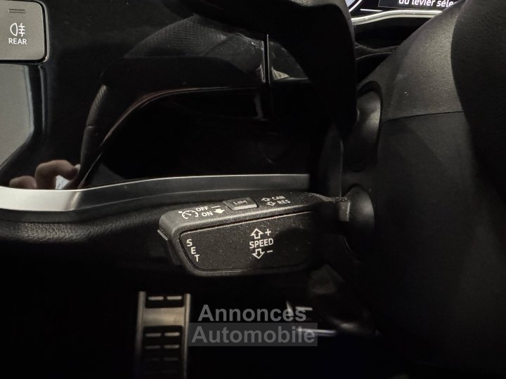 Audi Q3 Sportback 45 TFSIe  245 ch S tronic 6 S line - 24