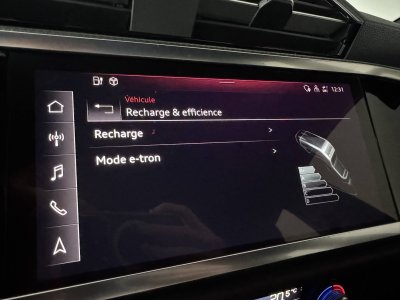 Audi Q3 Sportback 45 TFSIe  245 ch S tronic 6 S line   - 44